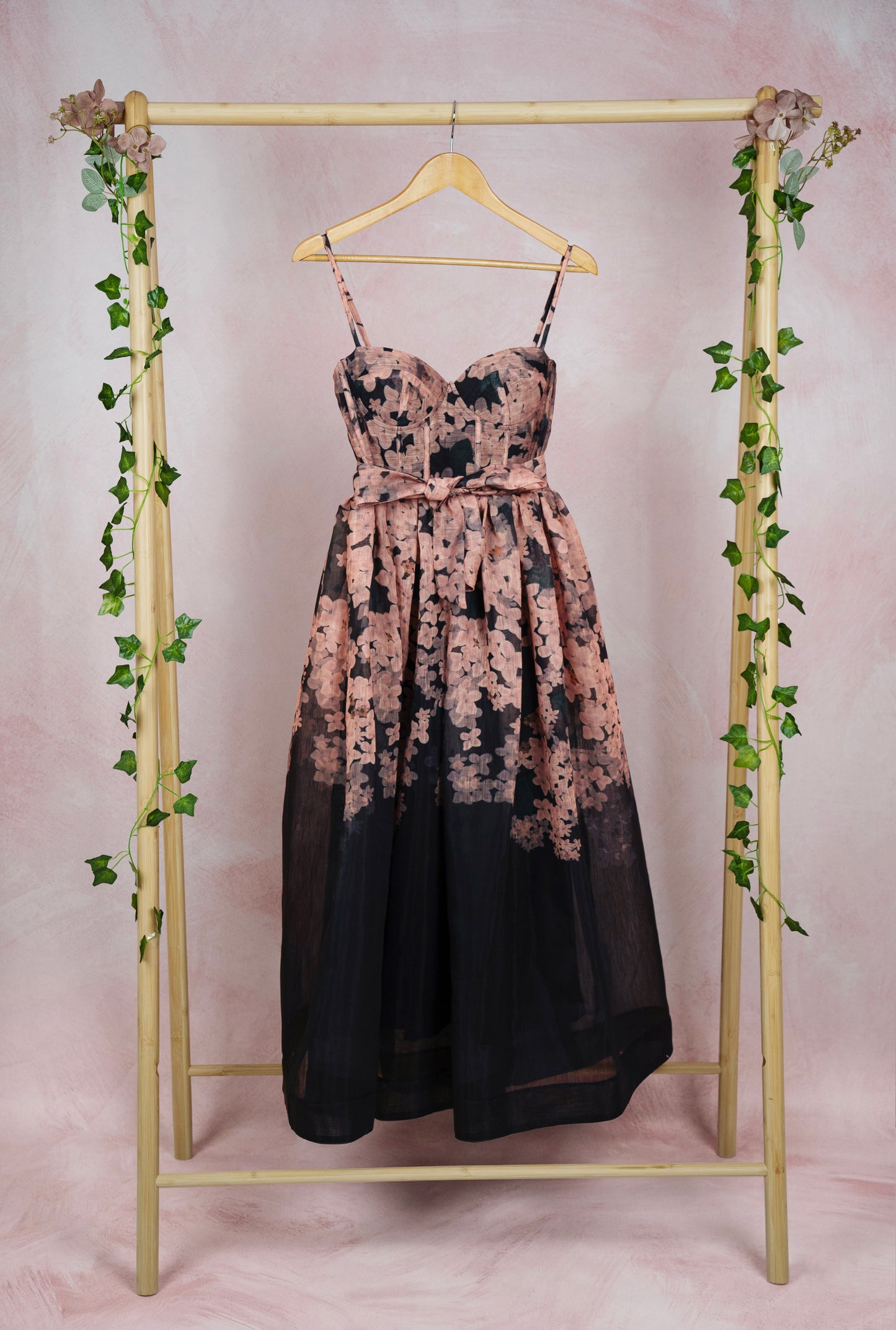 Rochie Feya Noir Garden